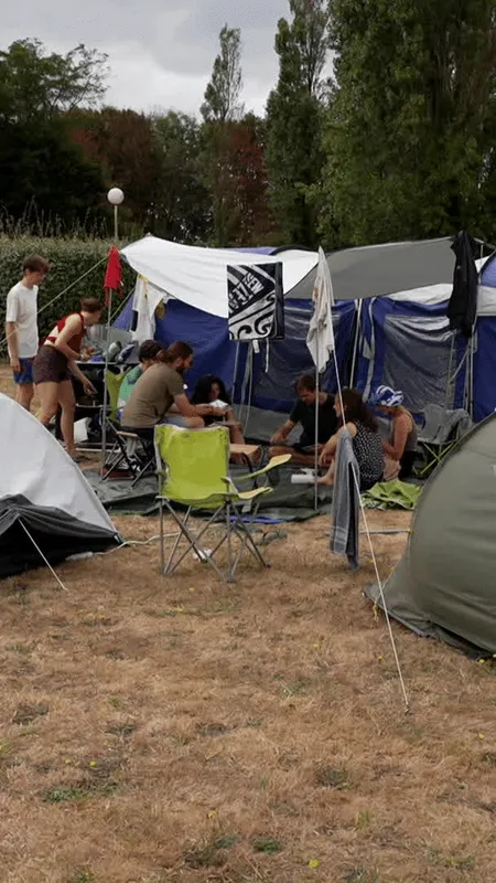 Camping participatif : la solution pour payer ses vacances moins chères ?
