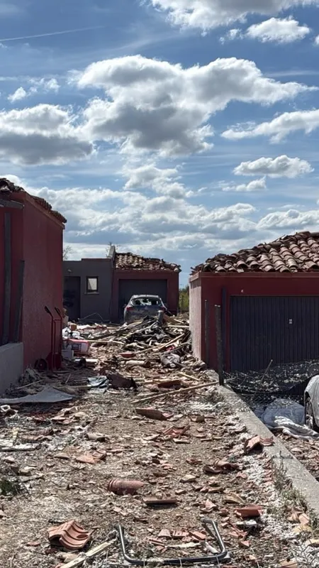 VIDÉO. "Pomas va mettre énormément de temps à se reconstruire" : le témoignage émouvant d'une habitante après la tornade