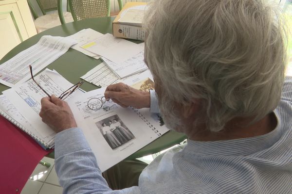 Michel Dupont a pu retracer une grande partie de son arbre généalogique.  