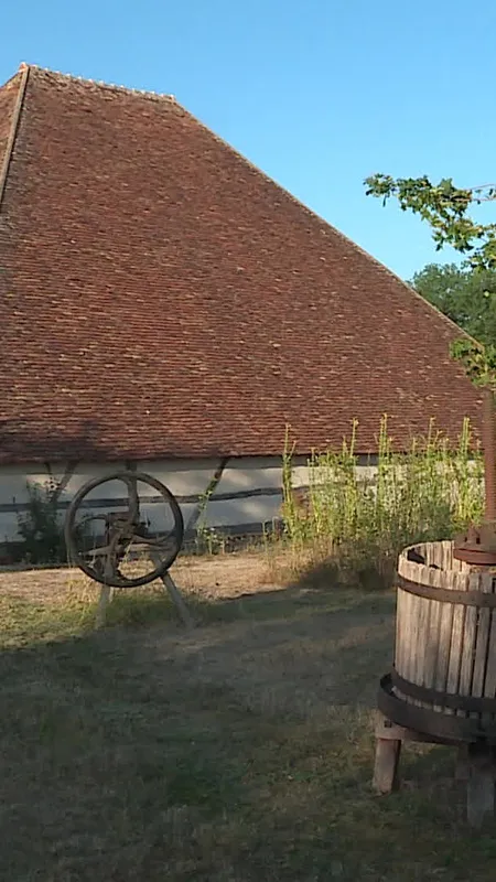 Les granges pyramidales, un patrimoine unique dans le Berry
