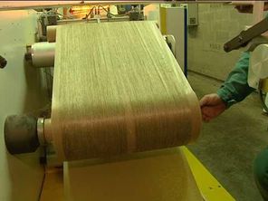 Sur cette ligne de production, Linéo teste un nouveau format de voile de lin. 
