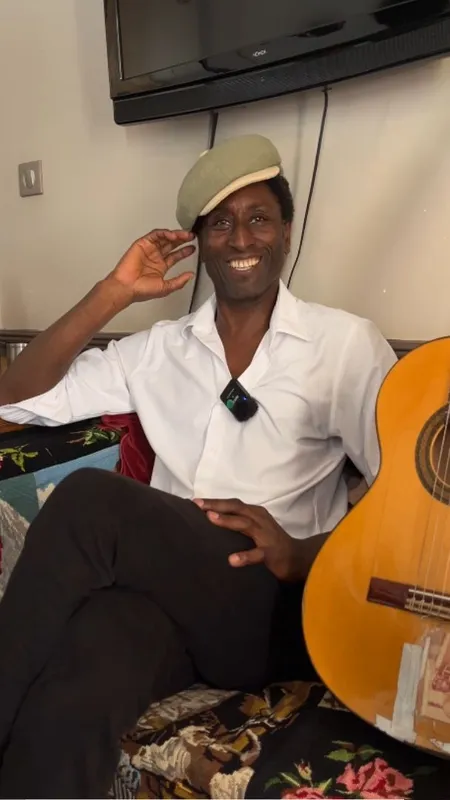 VIDÉO. "Je suis très heureux d'être à Dijon" : le dandy Keziah Jones est la star du Lalalib ce vendredi