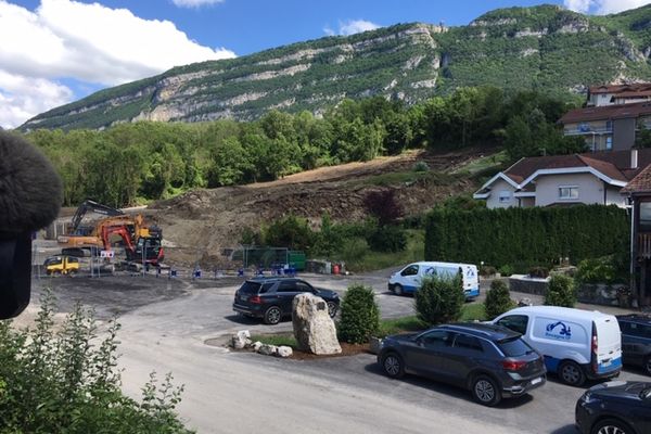 Un important glissement de terrain s'est produit le 22 juin 2021 à Bossey, en Haute-Savoie.