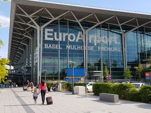 L'aéroport de Bâle-Mulhouse (Haut-Rhin) a enregistré une hausse de 15% de son trafic passager en 2023.
