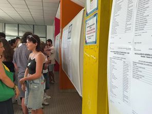 À Évreux comme à Alençon, les lycéens ont découvert leurs résultats au bac à 12h15 ce 7 juillet 2026.