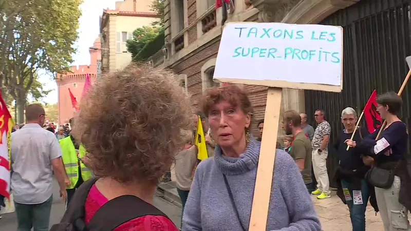 Perpignan - les manifestants dans les rues à l'appel de 4 syndicats - 18 octobre 2022.