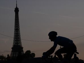 L’arrivée du Tour de France 2025 est prévue ce dimanche 27 juillet à Paris, avec trois passages sur la butte Montmartre et un final sur les Champs-Élysées (illustration).