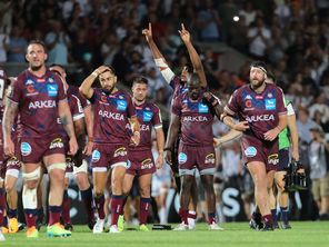 Malgré les tensions, l'UBB remporte son match de barrage et accède à la demi-finale.