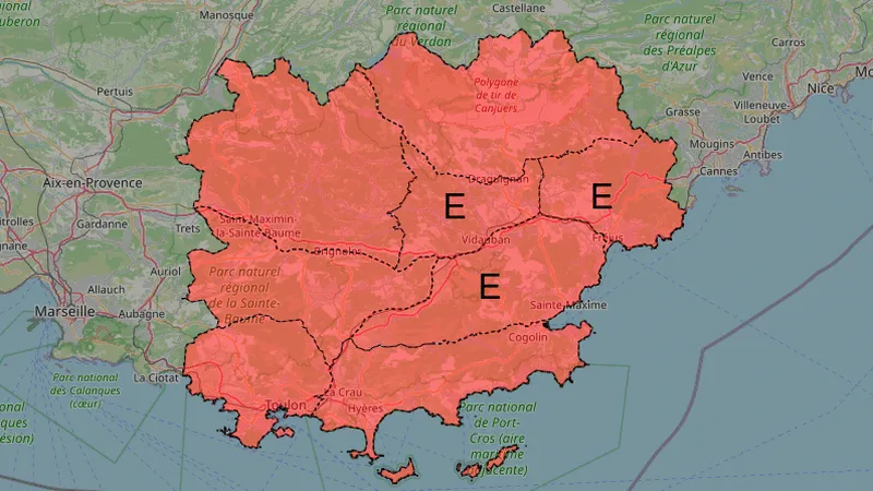 Carte des massifs forestiers exposés aux risques de feux de forêts maximum pour la journée du samedi 18 juillet 2026.