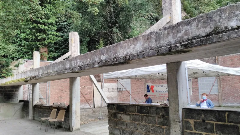 Le bâtiment du stand de tir, que l'association voudrait transformer en musée.