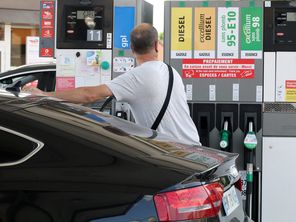 Découvrez le prix des carburants station par station grâce à notre carte interactive. 