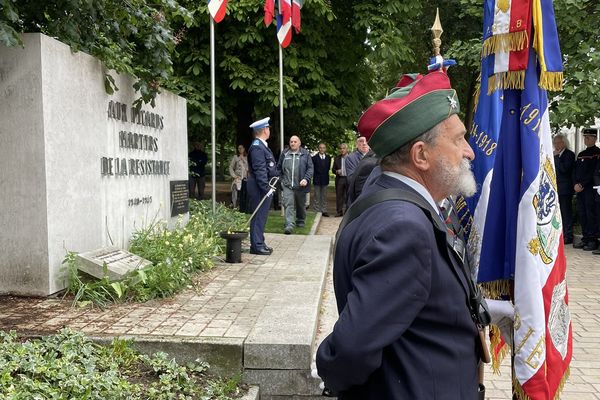 La Journée nationale de la Résistance célébrée place René Goblet, à Amiens.