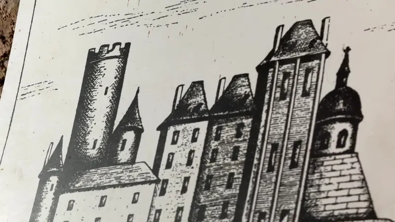 Le château de turenne, tel qu'il pouvait être avant son démantèlement