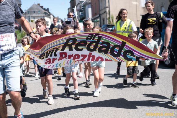 La Redadeg 2024 a sillonné sur 2222 km les 5 départements de la Bretagne historique