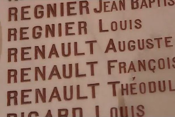 Monument aux morts, Saint-Trimoël 