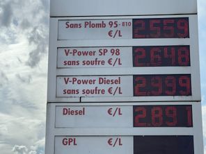 Mercredi 16 septembre 2026, le diesel premium était sur le point de dépasser les 3 € à la station d'Ostwald.