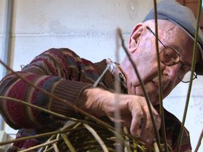 Jean-Jacques Riedinger en plein travail dans son atelier